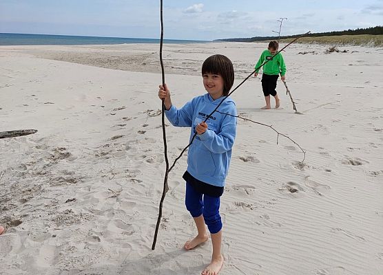 Dzień Dziecka kl. I-III w Słajszewie - fotorelacja grafika