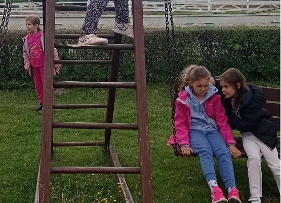 Dzień Dziecka kl. I-III w Słajszewie - fotorelacja grafika