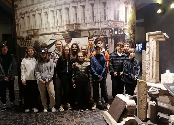Wycieczka kl. 7a do Warszawy grafika