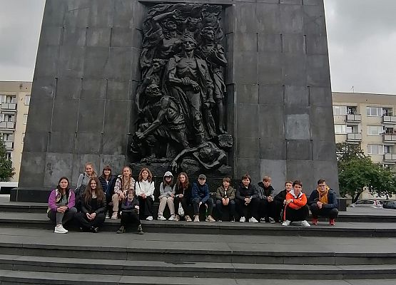 Wycieczka kl. 7a do Warszawy grafika