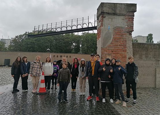 Wycieczka kl. 7a do Warszawy grafika