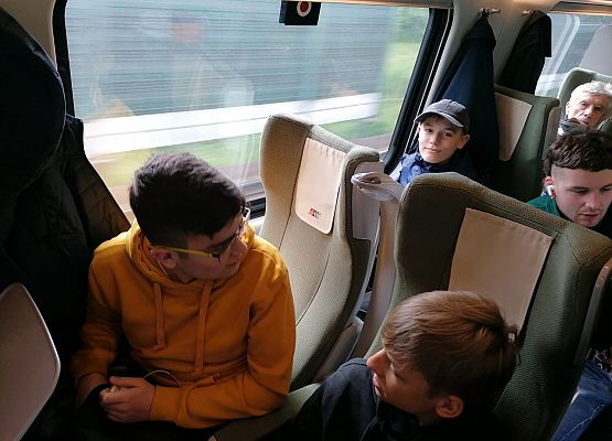 Wycieczka kl. 7a do Warszawy grafika