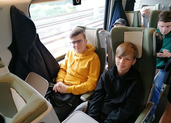 Wycieczka kl. 7a do Warszawy grafika