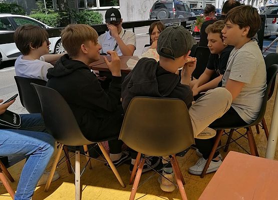 Wycieczka kl. 7a do Warszawy grafika