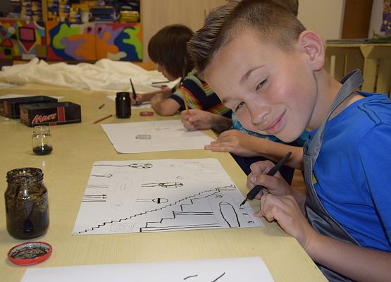 Warsztaty plastyczne w MDK-u grafika