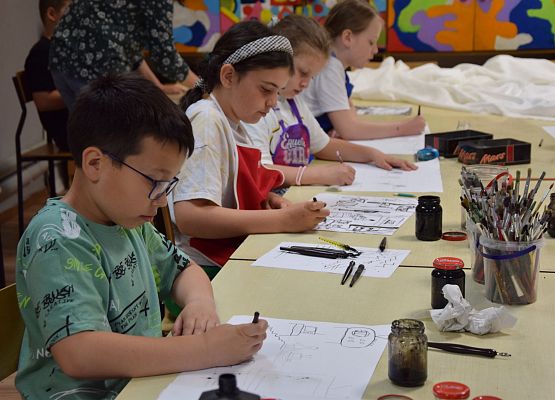 Warsztaty plastyczne w MDK-u grafika