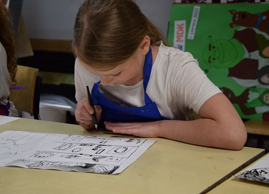 Warsztaty plastyczne w MDK-u grafika