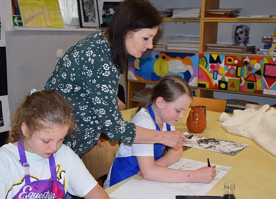 Warsztaty plastyczne w MDK-u grafika