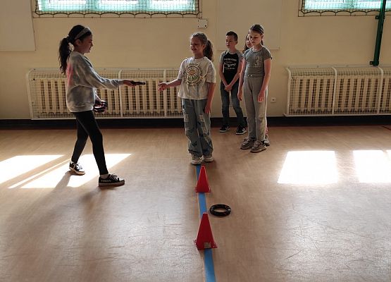 Zapomniane gry i zabawy w klasie trzeciej grafika