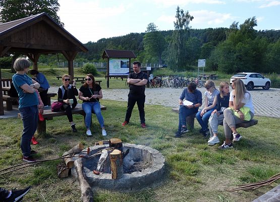 Rajd rowerowy klasy 7 b grafika