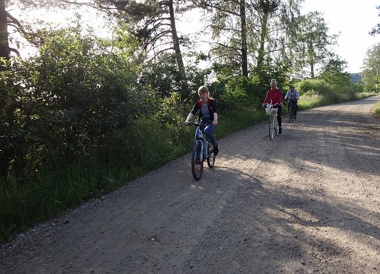 Rajd rowerowy klasy 7 b grafika