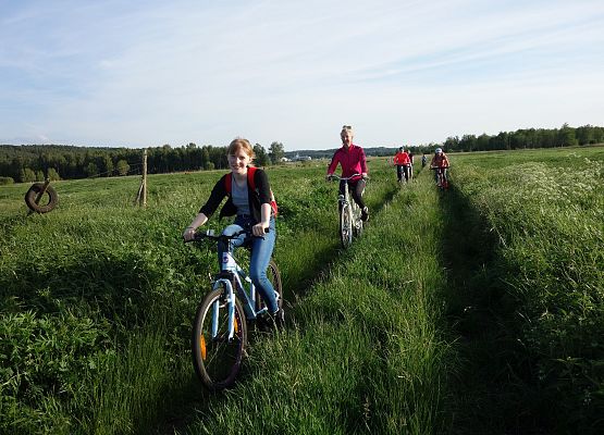 Rajd rowerowy klasy 7 b grafika