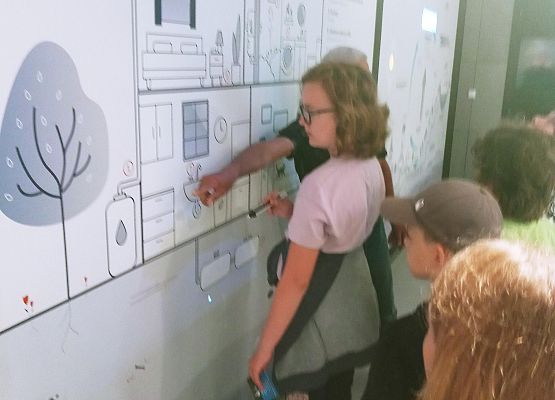 KLASA 4 zwiedza WIEŻĘ CIŚNIEŃ grafika