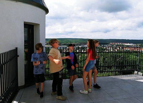 KLASA 4 zwiedza WIEŻĘ CIŚNIEŃ grafika