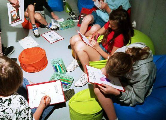 KLASA 4 zwiedza WIEŻĘ CIŚNIEŃ grafika