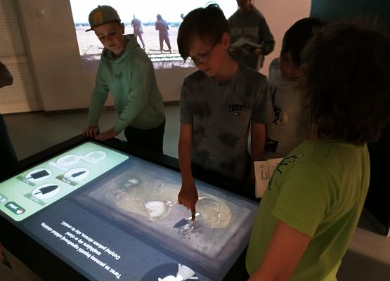 KLASA 4 zwiedza WIEŻĘ CIŚNIEŃ grafika