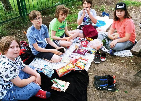 KLASA 4 zwiedza WIEŻĘ CIŚNIEŃ grafika