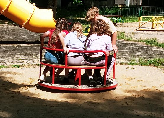 KLASA 4 zwiedza WIEŻĘ CIŚNIEŃ grafika