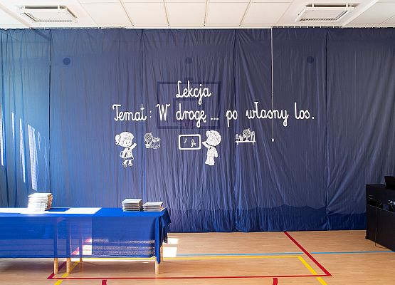 Uroczystość Zakończenia Roku Szkolnego 2021/22 - fotorelacja grafika