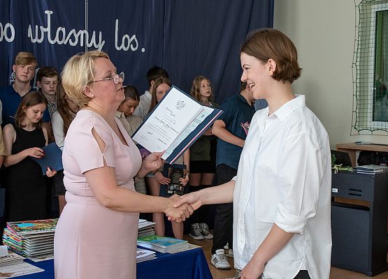 Uroczystość Zakończenia Roku Szkolnego 2021/22 - fotorelacja grafika