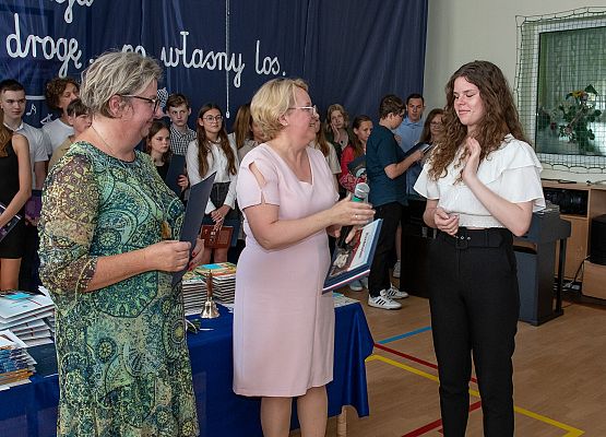 Uroczystość Zakończenia Roku Szkolnego 2021/22 - fotorelacja grafika