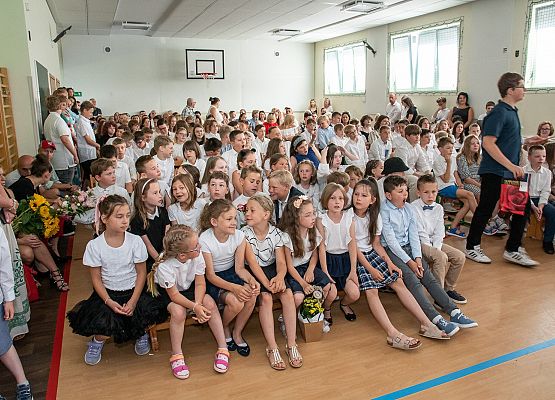 Uroczystość Zakończenia Roku Szkolnego 2021/22 - fotorelacja grafika