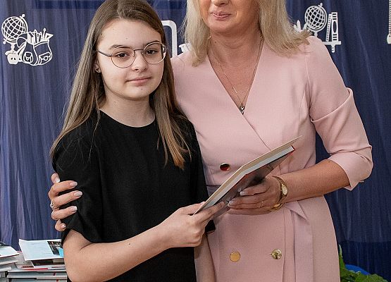 Uroczystość Zakończenia Roku Szkolnego 2021/22 - fotorelacja grafika