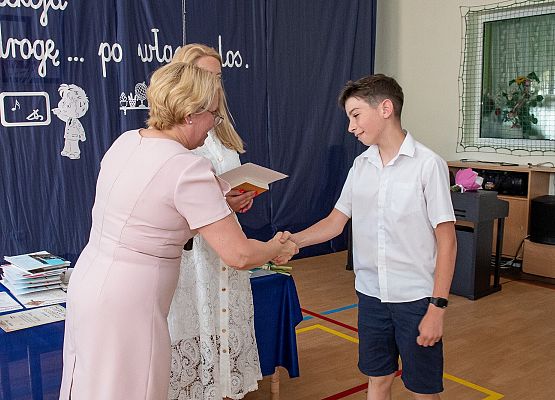 Uroczystość Zakończenia Roku Szkolnego 2021/22 - fotorelacja grafika