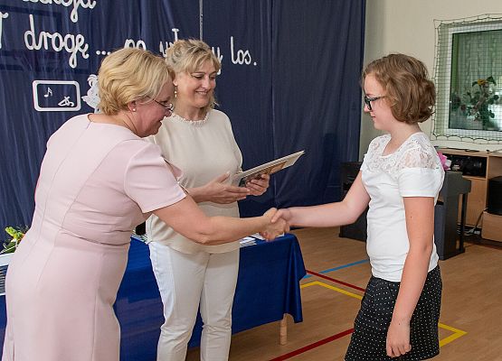 Uroczystość Zakończenia Roku Szkolnego 2021/22 - fotorelacja grafika