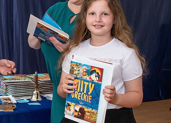 Uroczystość Zakończenia Roku Szkolnego 2021/22 - fotorelacja grafika