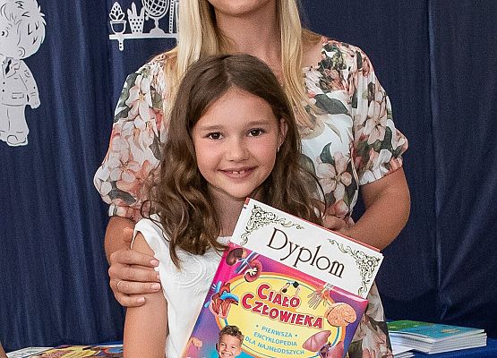 Uroczystość Zakończenia Roku Szkolnego 2021/22 - fotorelacja grafika