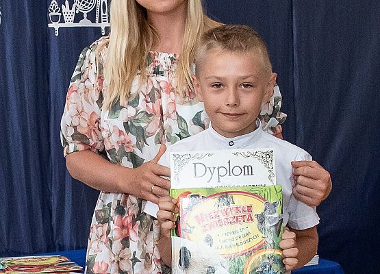 Uroczystość Zakończenia Roku Szkolnego 2021/22 - fotorelacja grafika