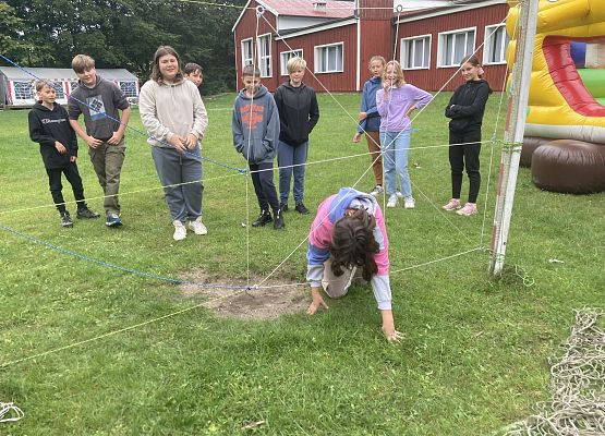 Wycieczka do Drzewiny klas 6 - fotorelacja grafika