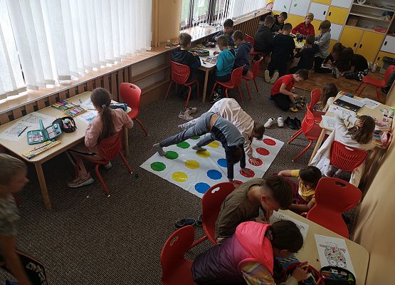 Międzynarodowy Dzień Kropki grafika