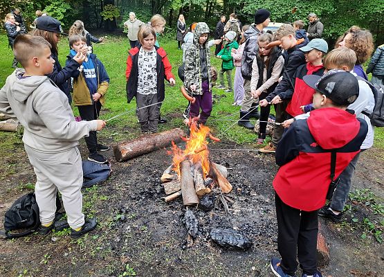 Wycieczka do lasu - Sprzątanie Świata grafika