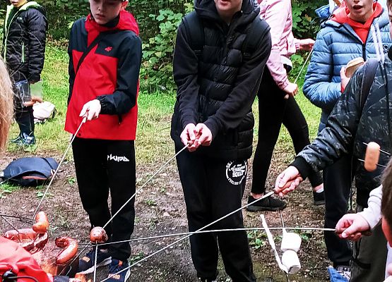 Wycieczka do lasu - Sprzątanie Świata grafika