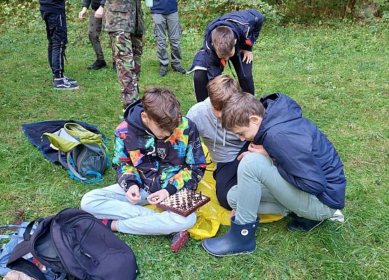 Wycieczka do lasu - Sprzątanie Świata grafika