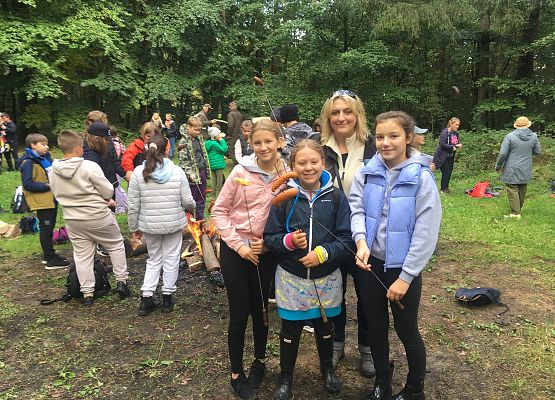 Wycieczka do lasu - Sprzątanie Świata grafika