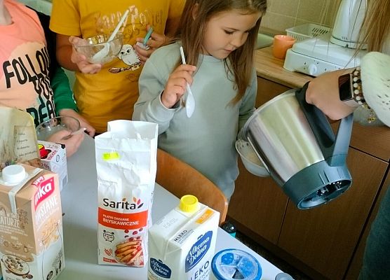 Zajęcia kulinarne "Owsianka Złotowłosej" grafika