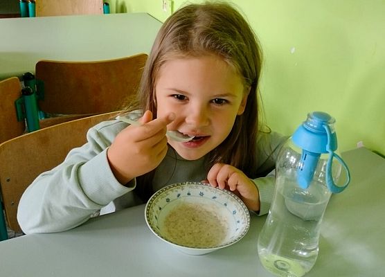 Zajęcia kulinarne "Owsianka Złotowłosej" grafika