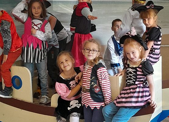 Wycieczka kaszubska klasy pierwszej – ŁEBA grafika