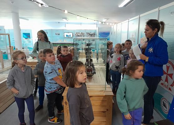 Wycieczka kaszubska klasy pierwszej – ŁEBA grafika