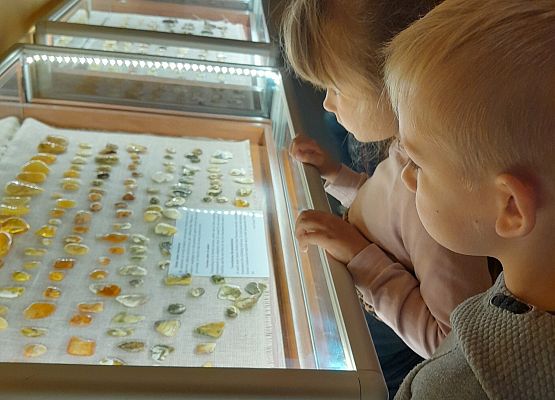 Wycieczka kaszubska klasy pierwszej – ŁEBA grafika