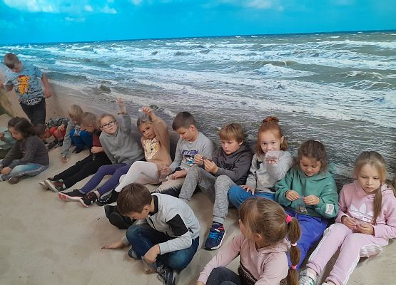 Wycieczka kaszubska klasy pierwszej – ŁEBA grafika