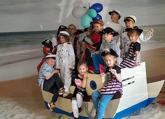 Wycieczka kaszubska klasy pierwszej – ŁEBA grafika