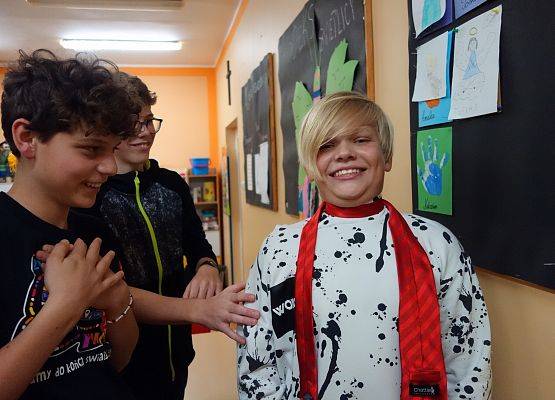 Dzień Chłopaka i nocka klasy 8 b grafika