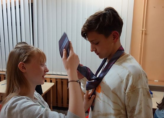 Dzień Chłopaka i nocka klasy 8 b grafika