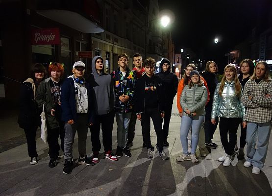 Dzień Chłopaka i nocka klasy 8 b grafika