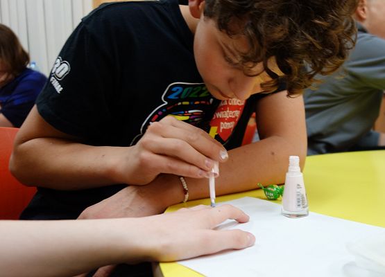 Dzień Chłopaka i nocka klasy 8 b grafika