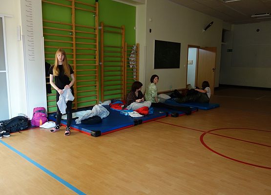 Dzień Chłopaka i nocka klasy 8 b grafika